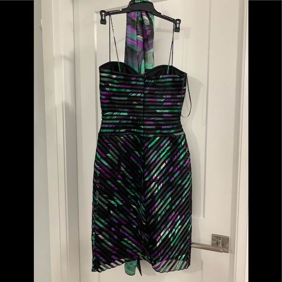 Brand New Avopt Cache Dress with Scarf - Picture 2 of 3